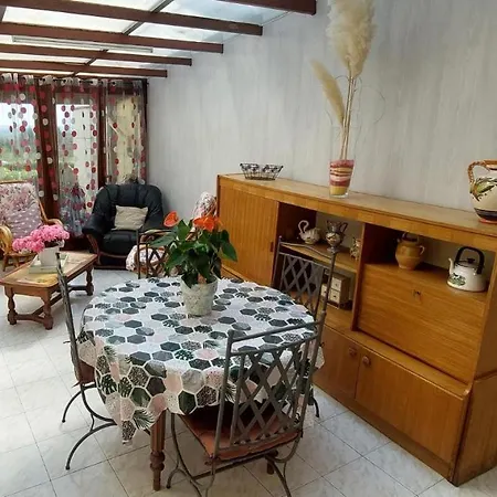 Chez Marcelle Holiday home Eteignieres